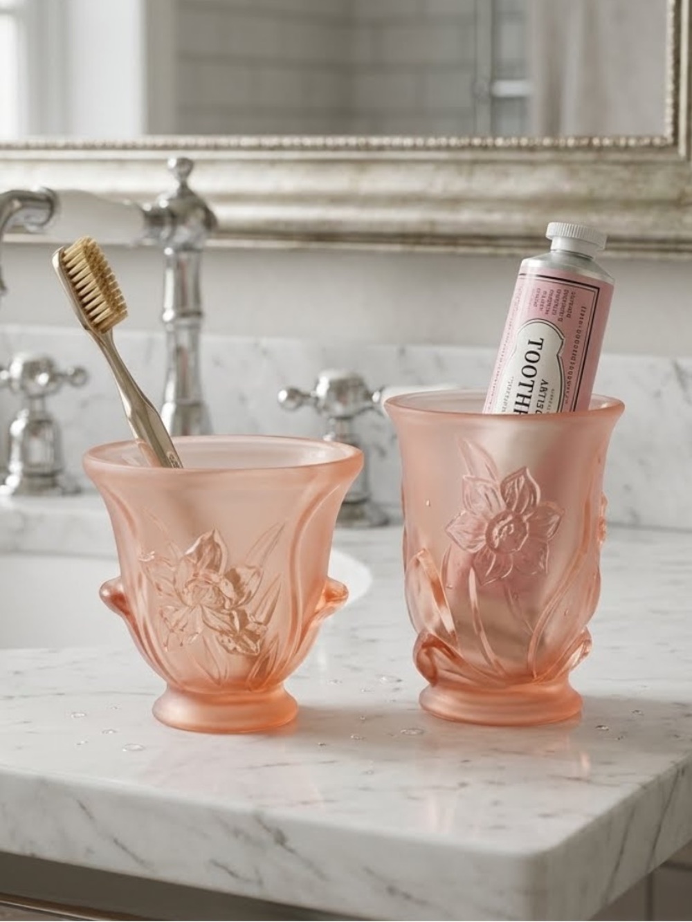 Vintage pink frosted bathroom set glass and toothbrush holder (or vase trinkets)